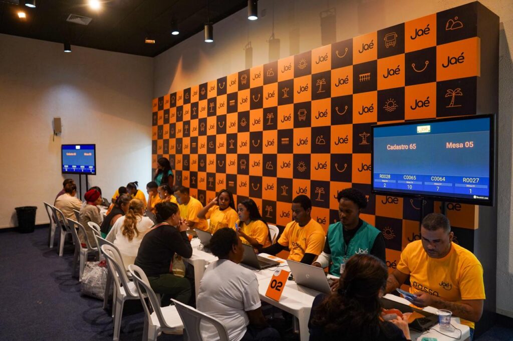 Vice-prefeito Eduardo Cavaliere e secretária Maína Celidonio inauguram Super Posto Jaé no Planetário da Gávea, Rio de Janeiro