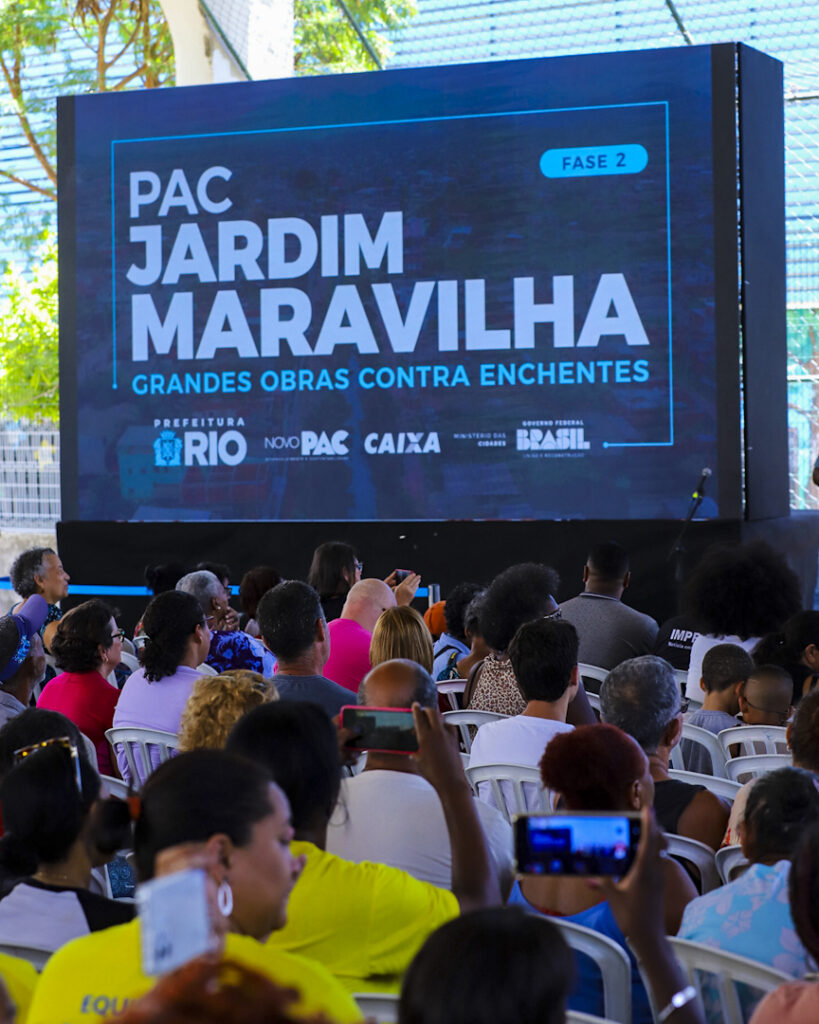 Vice-prefeito Eduardo Cavaliere apresenta obras antienchentes do PAC em Jardim Maravilha e Rio Acari.