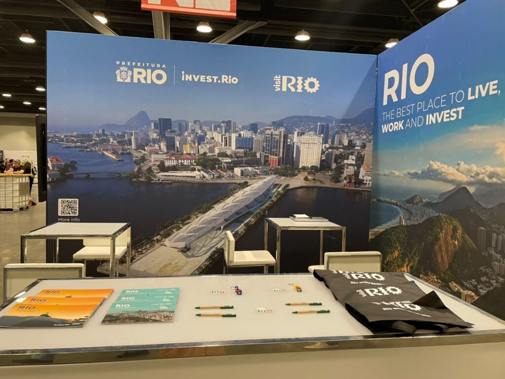 Invest.Rio no estande do Rio de Janeiro no Web Summit Vancouver 2026.