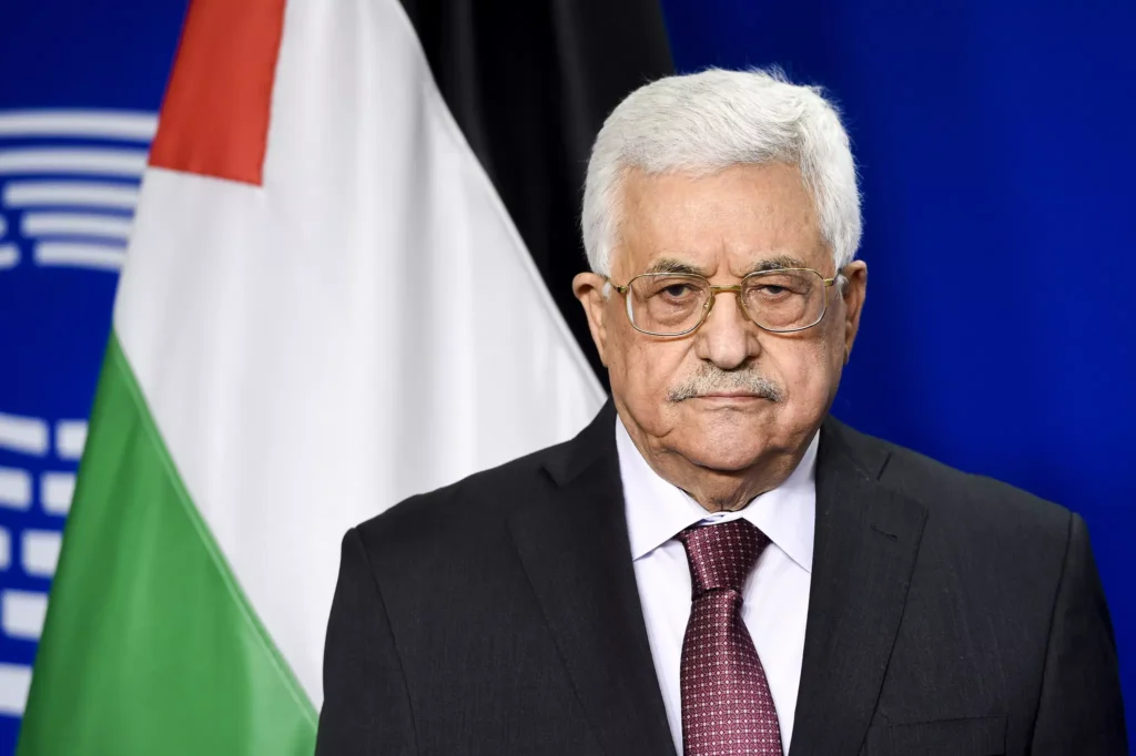 Presidente Mahmoud Abbas anuncia eleições legislativas na Palestina após quase vinte anos.